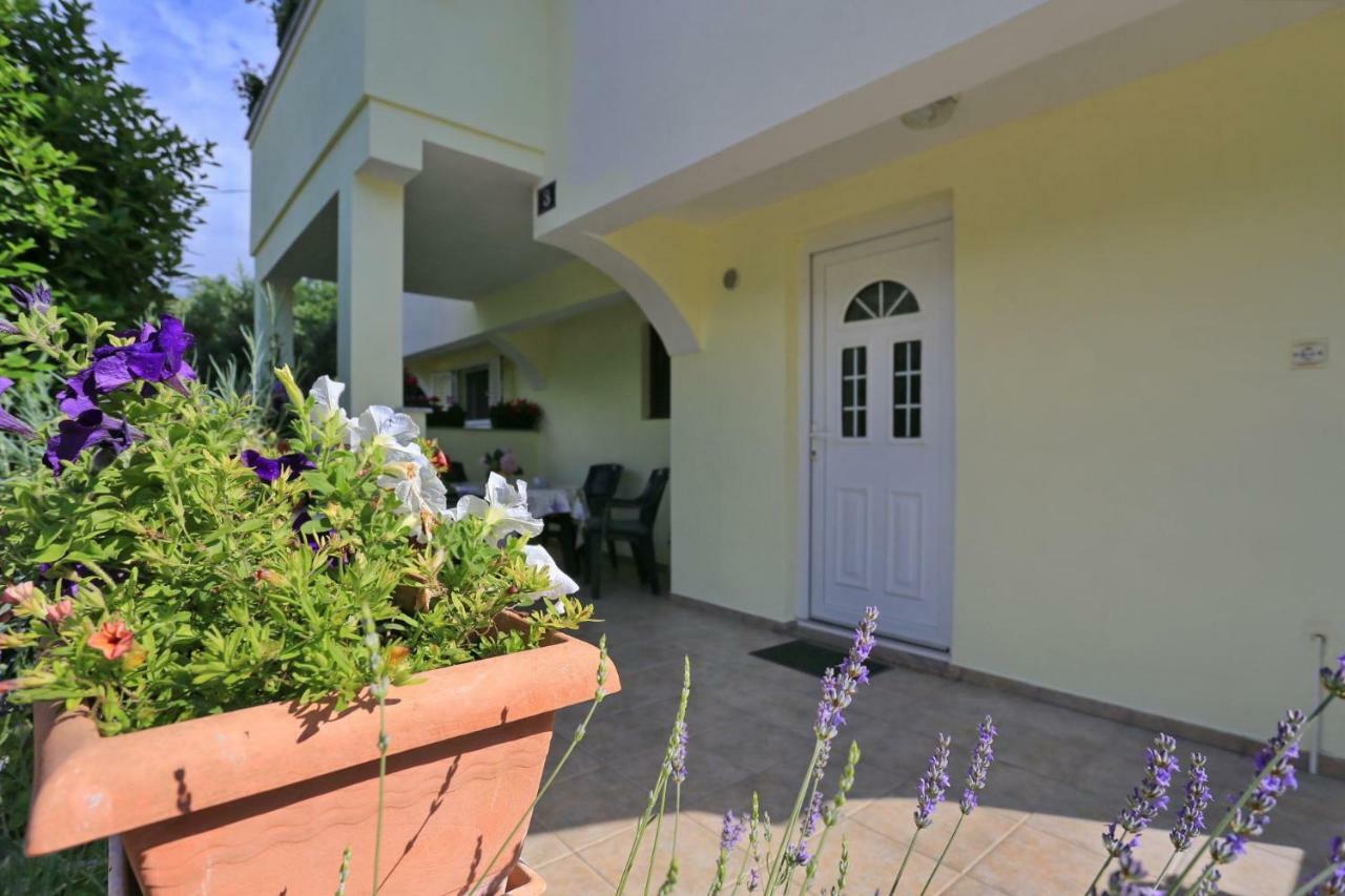 Apartments Romansa Zaton  Luaran gambar